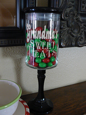 Candy jar by The Creative Homemaker.